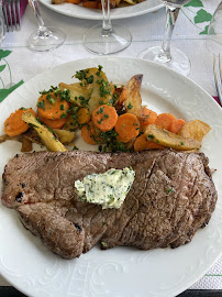 Plats et boissons du Restaurant français L' Auberge du Lac à Lisle-sur-Tarn - n°5