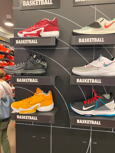 Sporting Goods Store «Nike Factory Store», reviews and photos, 447 Great Mall Dr #484, Milpitas, CA 95035, USA