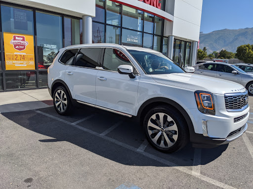 Kia Dealer «Young Kia», reviews and photos, 308 Main St, Layton, UT 84041, USA