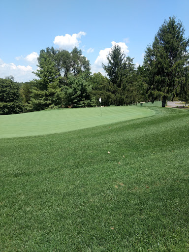 Country Club «Hickory Hills Country Club», reviews and photos, 3909 E Cherry St, Springfield, MO 65809, USA