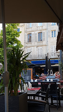 Atmosphère du Restaurant français Lamparo - Restaurant Marseille - n°14