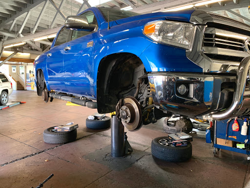 Auto Repair Shop «Orinda Motors, Inc.», reviews and photos, 63 Orinda Way, Orinda, CA 94563, USA