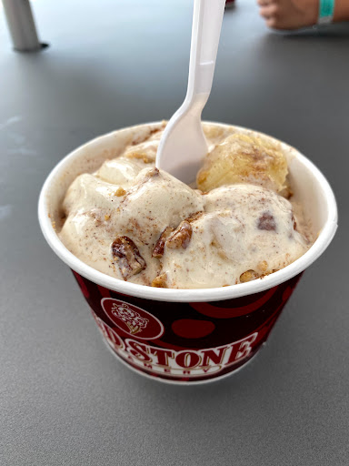 Ice Cream Shop «Cold Stone Creamery», reviews and photos, 1 Levee Way #2104, Newport, KY 41071, USA