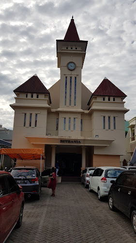 Gereja Protestan in Kota Makassar: Explore the Count Places of Worship