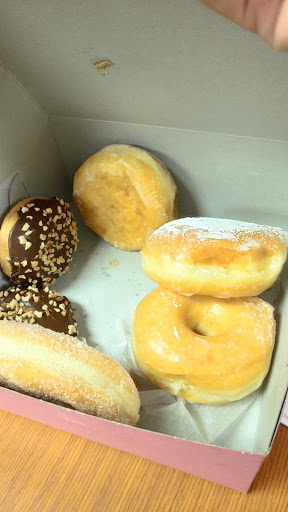 Donut Shop «Rose Donuts», reviews and photos, 5201 Linda Vista Rd, San Diego, CA 92110, USA