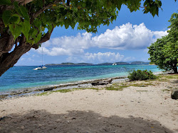 Foto de Vessup beach - lugar popular entre os apreciadores de relaxamento