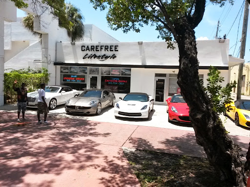 Shopping Mall «Fifth and Alton», reviews and photos, 1100 6th St, Miami Beach, FL 33139, USA