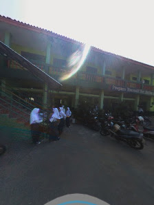 Street View & 360deg - SMP Negeri 1 Arjawinangun