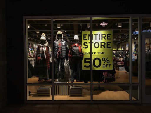 Clothing Store «Eddie Bauer Outlet», reviews and photos, 18501 Outlet Blvd #300, Chesterfield, MO 63005, USA