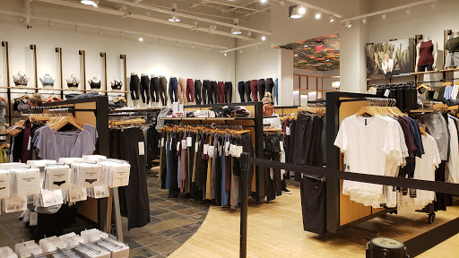 Sportswear Store «lululemon», reviews and photos, 2502 E Camelback Rd #133, Phoenix, AZ 85016, USA