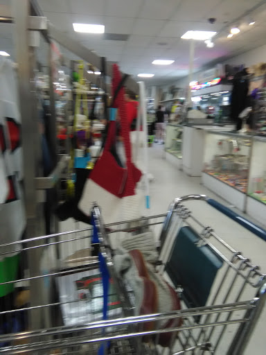 Thrift Store «Superior Thrift Store», reviews and photos, 1135 N Wilson Way, Stockton, CA 95205, USA