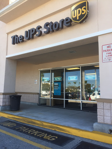 Shipping and Mailing Service «The UPS Store», reviews and photos, 398 E Dania Beach Blvd, Dania Beach, FL 33004, USA