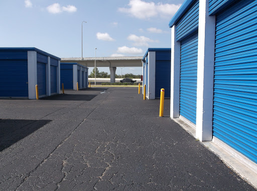 Self-Storage Facility «Sentry Self Storage - Tampa», reviews and photos, 4901 E Adamo Dr, Tampa, FL 33605, USA
