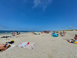 Henne Plajı'in fotoğrafı ve yerleşim