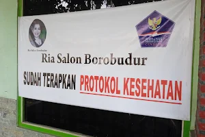 Ria Salon Borobudur image