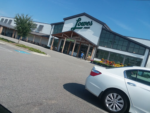 Grocery Store «Lowes Foods», reviews and photos, 215 International Dr, Myrtle Beach, SC 29579, USA