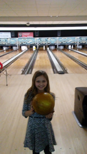 Bowling Alley «Holly Lanes», reviews and photos, 2430 Grange Hall Rd, Fenton, MI 48430, USA