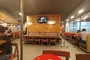 Pizza Hut image