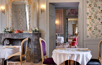 Atmosphère du Restaurant La Perrière - Younan Collection à Avrillé - n°11