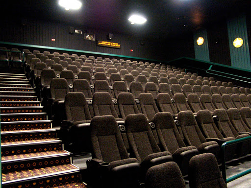Movie Theater «Regal Cinemas Beaver Creek 12», reviews and photos, 1441 Beaver Creek Commons Dr, Apex, NC 27502, USA