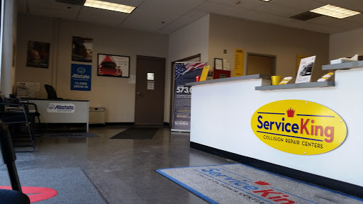 Auto Body Shop «Service King Collision Repair of Herndon Reston», reviews and photos, 13800 Redskin Dr, Herndon, VA 20171, USA