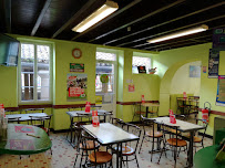 Atmosphère du Restaurant Café des Halles à Moutiers-les-Mauxfaits - n°10