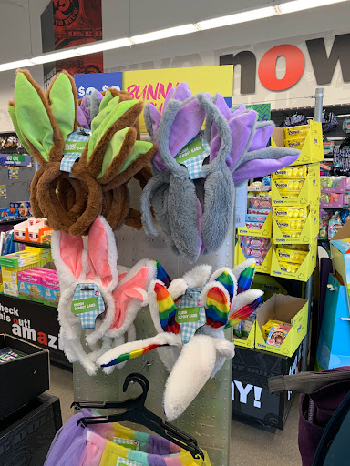 Variety Store «Five Below», reviews and photos, 13401 Shelbyville Rd, Louisville, KY 40243, USA