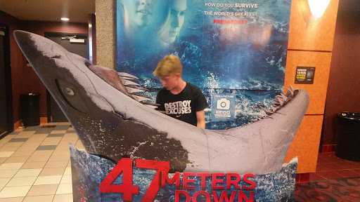 Movie Theater «Regal Cinemas Longview 14», reviews and photos, 3070 N Eastman Rd, Longview, TX 75605, USA