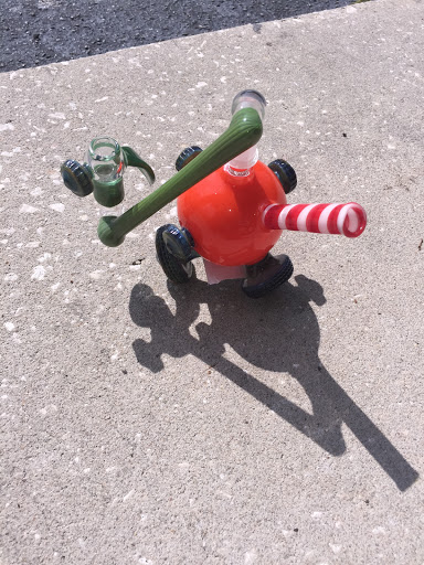 Tobacco Shop «Marleys House Clearwater Vape & Smoke Shop», reviews and photos, 28880 US-19, Clearwater, FL 33761, USA