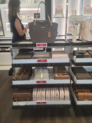 Fashion Accessories Store «Michael Kors», reviews and photos, 332 Red Apple Ct, Central Valley, NY 10917, USA