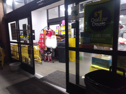 Discount Store «Dollar General», reviews and photos, 990 Heritage Way, Greenville, IN 47124, USA