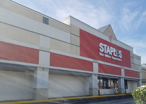 Office Supply Store «Staples», reviews and photos, 14497 Potomac Mills Rd, Woodbridge, VA 22192, USA