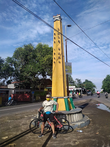 Tugu Ngipik