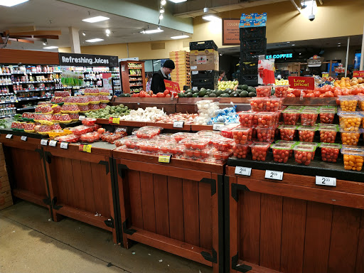 Shopping Mall «Bear Valley Shopping Center», reviews and photos, 3100 S Sheridan Blvd, Denver, CO 80227, USA