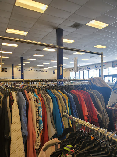 Thrift Store «Goodwill West Palm Beach/Gulfstream Super Store & Donation Center», reviews and photos