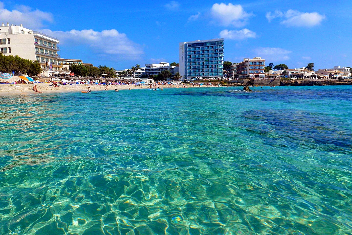 Photo of Cala Son Moll and the settlement