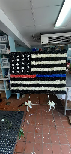 Florist «A Kitty & Family Florists», reviews and photos, 12 Eltingville Blvd, Staten Island, NY 10312, USA