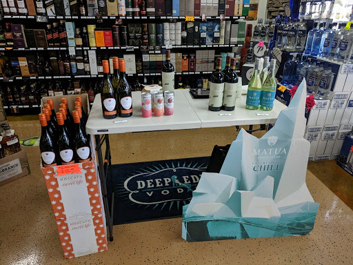 Liquor Store «19 Wine & Spirits», reviews and photos, 101 Verdae Blvd #190, Greenville, SC 29607, USA