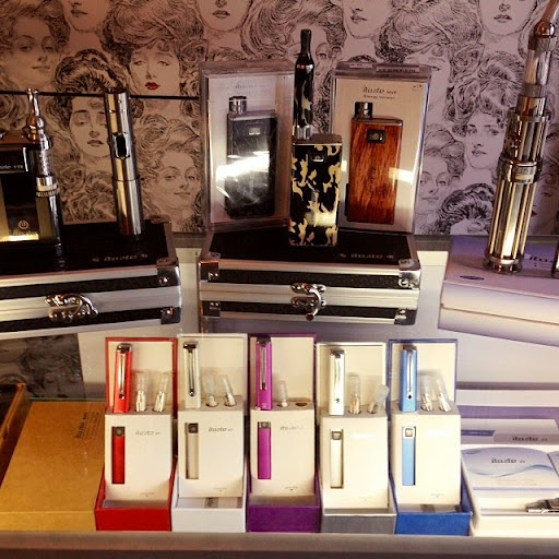 Vaporizer Store «Master Piece Vape & Smoke Shop», reviews and photos, 130 India St, Brooklyn, NY 11222, USA