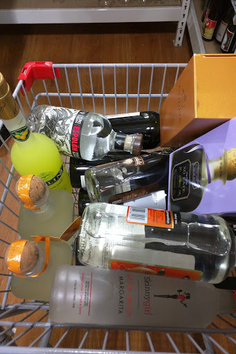 Wine Store «Westchester Wine Warehouse», reviews and photos, 53 Tarrytown Rd, White Plains, NY 10607, USA