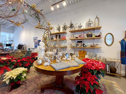 Tourterelle, 2216 Ivy Rd, Charlottesville, VA 22903, USA, 