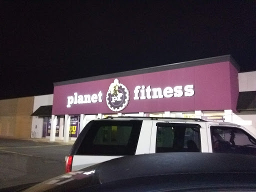 Gym «Planet Fitness», reviews and photos, 150 W Oak St, Conway, AR 72032, USA