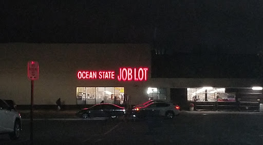 Discount Store «Ocean State Job Lot», reviews and photos, 141 Newport Ave, Quincy, MA 02171, USA