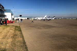 Spinks Airport