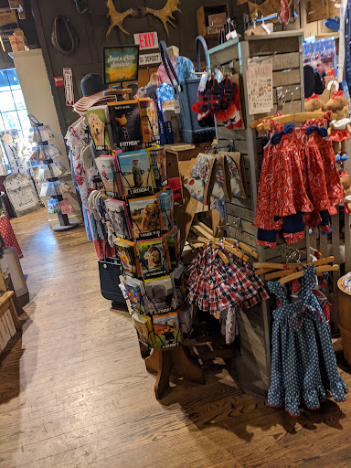 American Restaurant «Cracker Barrel Old Country Store», reviews and photos, 1795 Andover St, Tewksbury, MA 01876, USA