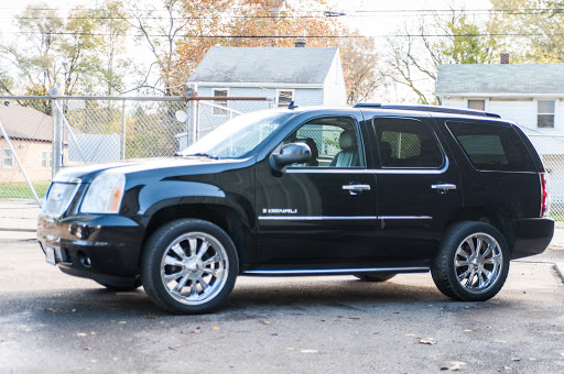 Used Car Dealer «Ohio Auto Warehouse LLC», reviews and photos, 2521 34th St NE, Canton, OH 44705, USA