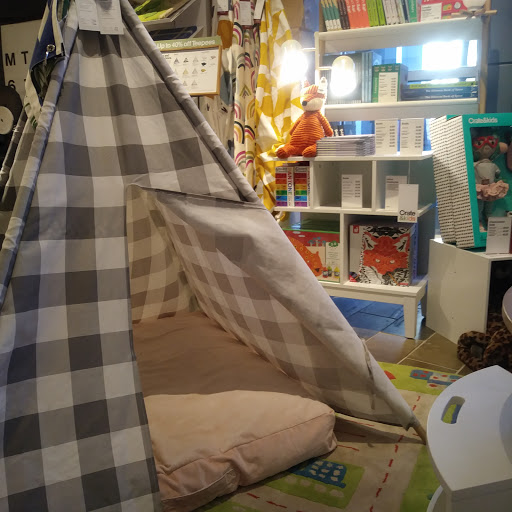 Furniture Store «Crate and Barrel», reviews and photos, 8505 Park Meadows Center Dr, Lone Tree, CO 80124, USA