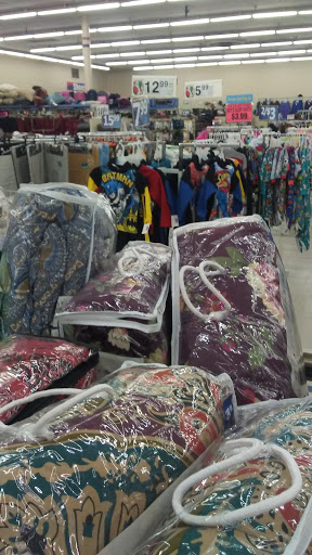 Discount Store «Roses», reviews and photos, 7201 Pendleton Pike, Indianapolis, IN 46226, USA