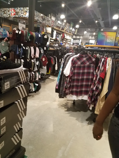 Outlet Mall «Tanger Outlet Southaven», reviews and photos, 5205 Airways Blvd, Southaven, MS 38671, USA