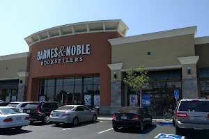 Barnes & Noble image